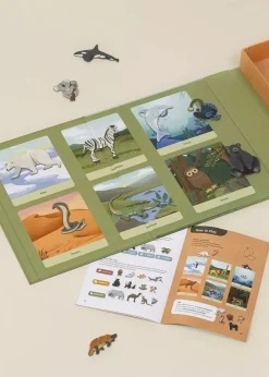 Coco Village Interactive & Magnetic Encyclopedia – Animal Discovery