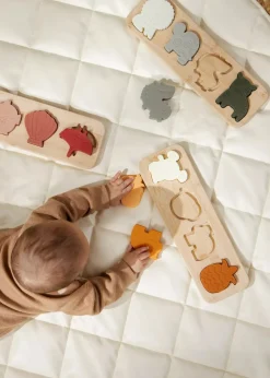 Coco Village Silicone Puzzle on Wooden Plate - Jungle