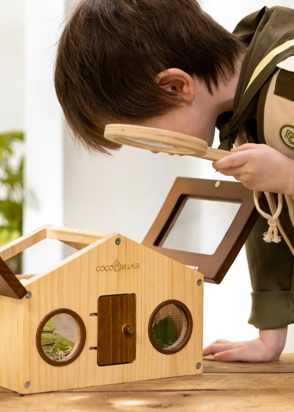 Coco Village Wooden Bug House & Exploration Set