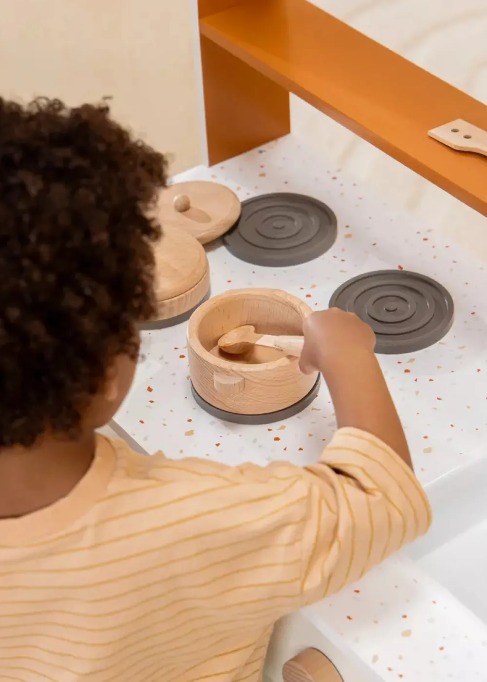 Coco Village Wooden Pots and Pans Playset (6 Pcs)